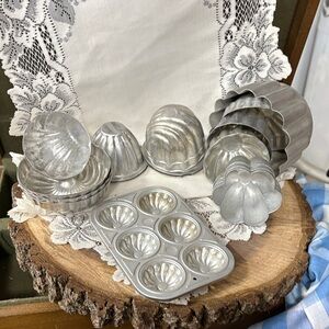 Vintage aluminum jello and Baking Molds Set